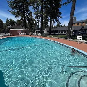 Tahoe Hacienda Мотель